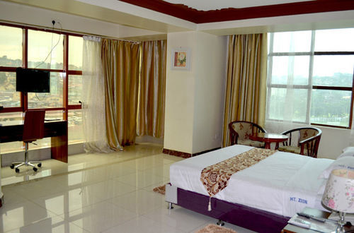 Mt. Zion Hotel Annex Кампала Екстер'єр фото