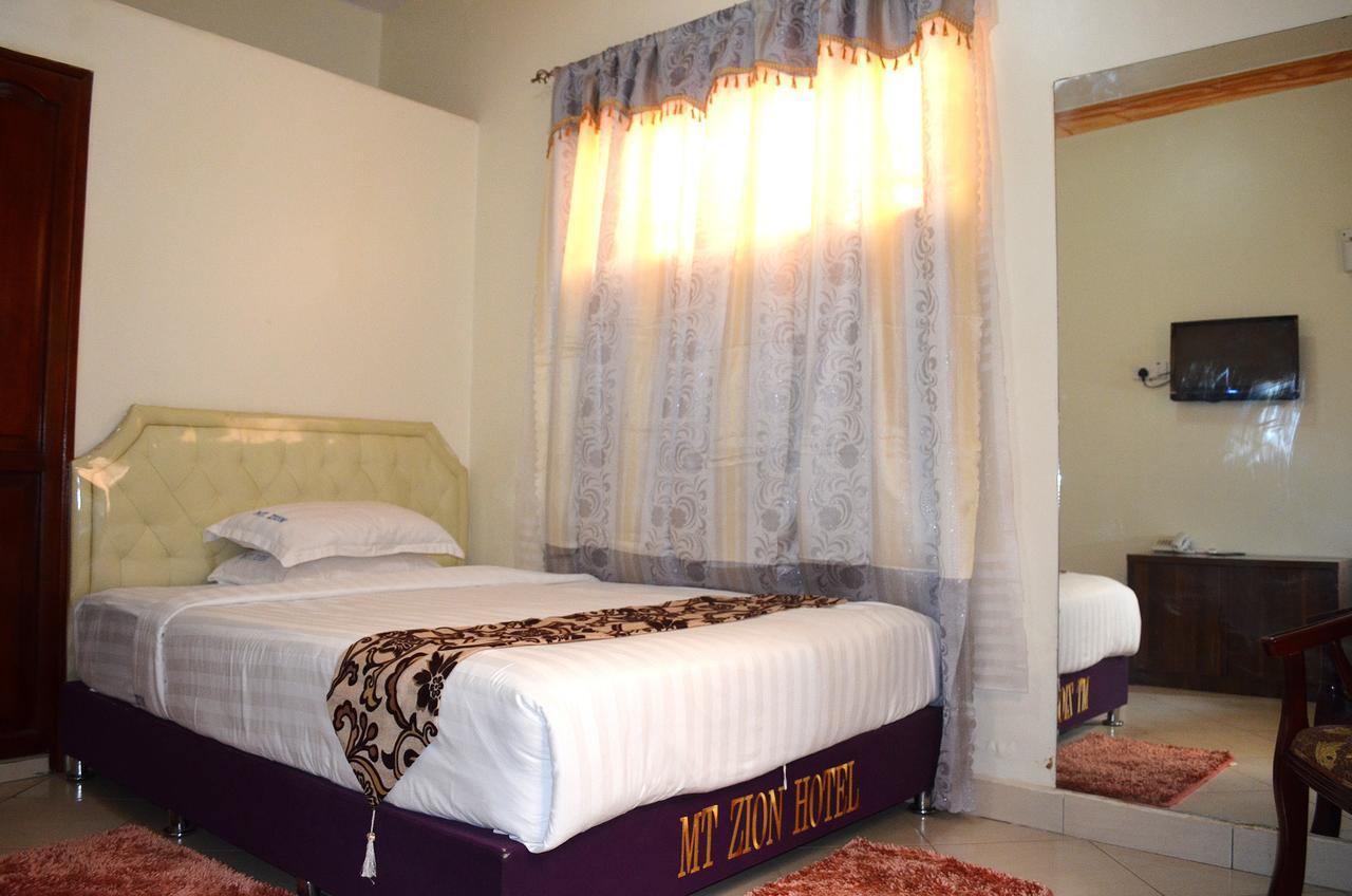 Mt. Zion Hotel Annex Кампала Екстер'єр фото