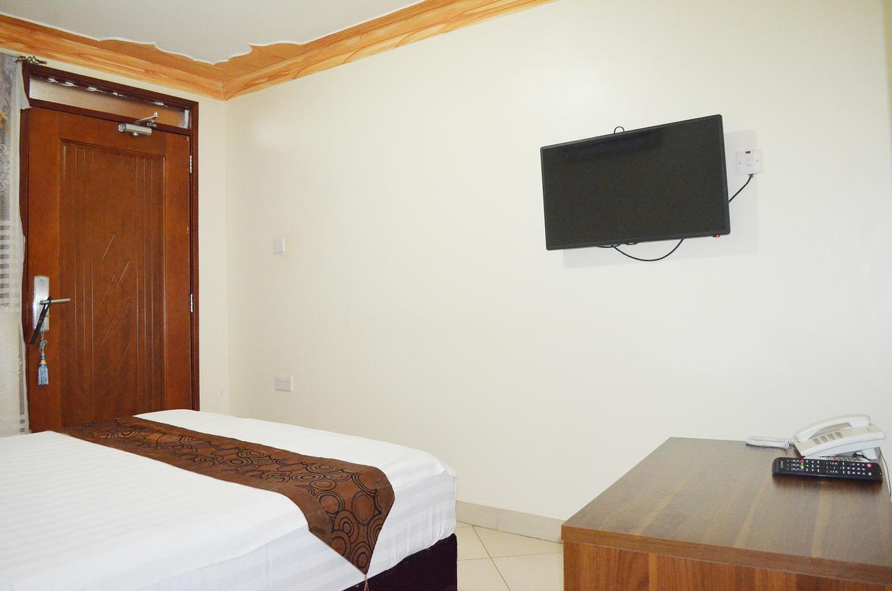 Mt. Zion Hotel Annex Кампала Екстер'єр фото